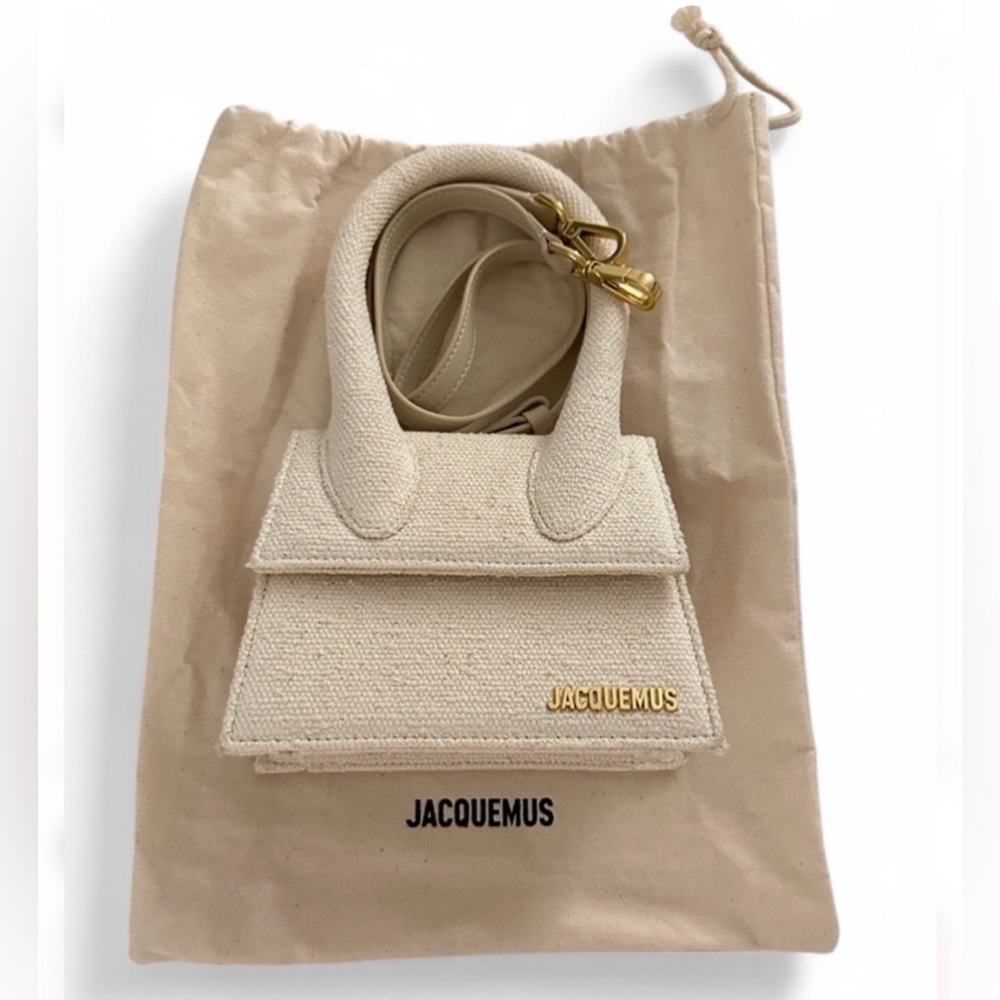 JACQUEMUS Chiquito Medium – Light Greige